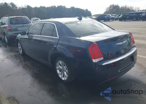 2015 Chrysler 300 Limited z USA, uszkodzony, nr VIN 2C3CCAAG1FH772991